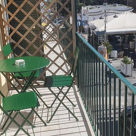 B&B La Piazzetta Ischia Exterior foto